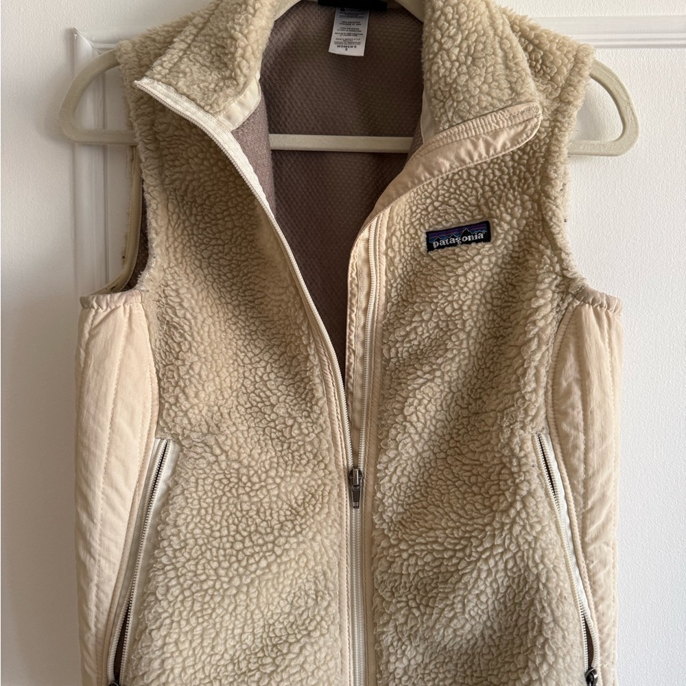 Patagonia Women's Beige Sherpa Vest